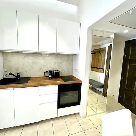 Fantastic Location! Superhost 5 Star Apartament *